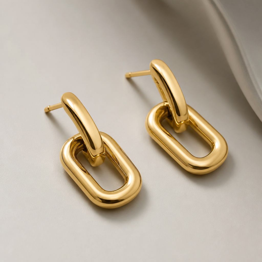 A modern women's earrings made of gold suitable for daily wear. Like A Modern
photorealistic jewelry design, A modern women's earrings made of gold suitable for daily wear. Like A Modern, modern style, just the design no text