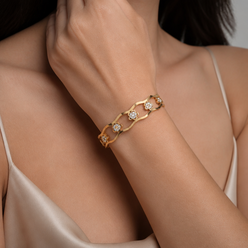 A women's bracelet. coloca o Bracelete na modelo
using the attached image as a visual reference, create A women's bracelet. coloca o Bracelete na modelo. photorealistic, just the design no text