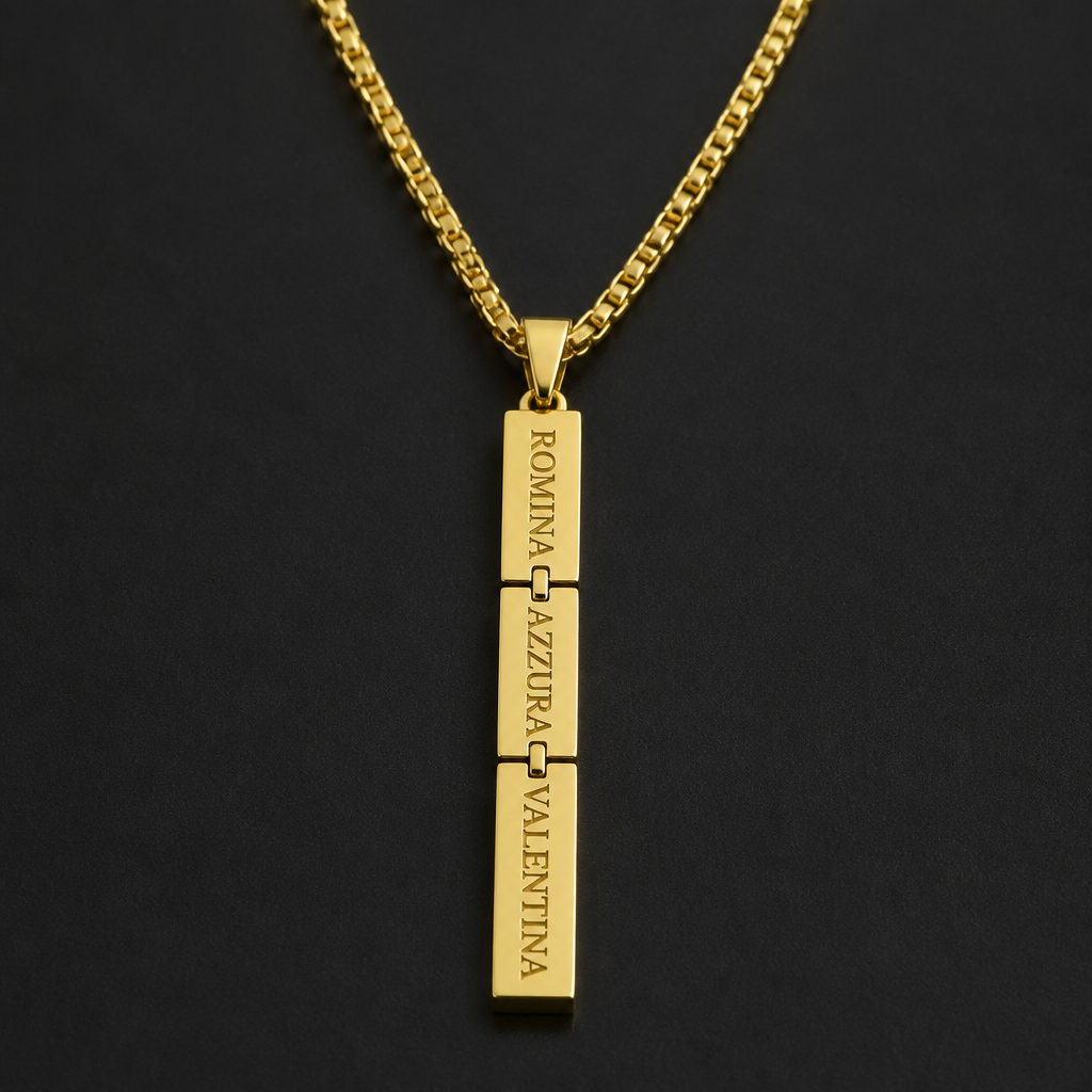 A modern men's necklace made of gold. on collier en or gravé les prénoms Romina Azzura Valentina bien visible et lisible
photorealistic jewelry design, A modern men's necklace made of gold. on collier en or gravé les prénoms Romina Azzura Valentina bien visible et lisible, modern style, just the design no text