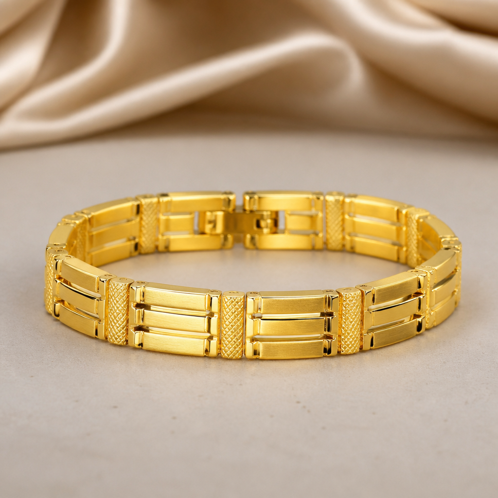 A men's bracelet made of gold suitable for daily wear. braclet for man 22ct
photorealistic jewelry design, A men's bracelet made of gold suitable for daily wear. braclet for man 22ct, modern style, just the design no text