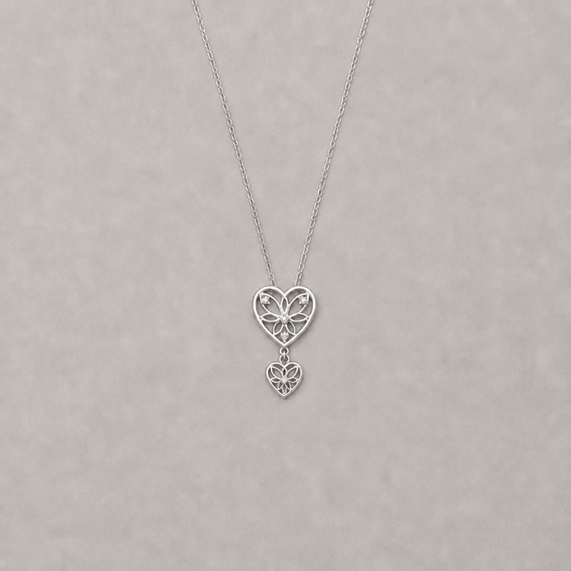 Les attaches entre les coeurs de daçon subtiles
edit the attached jewelry design with these instructions: Les attaches entre les coeurs de daçon subtiles. keep it photorealistic, just the design no text