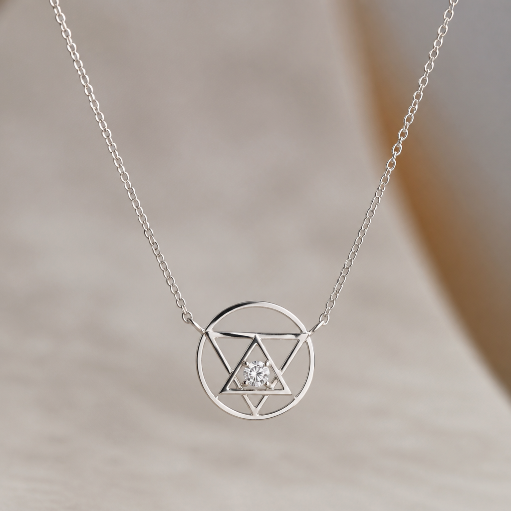 A minimalist women's necklace made of silver with diamond stones. Collier minimaliste simple avec 1 diamant, utilisé plusieurs formes géométriques un rond, un carré et un triangle superposé, pour un côté moderne, en restant delicat et avec des détails léger
photorealistic jewelry design, A minimalist women's necklace made of silver with diamond stones. Collier minimaliste simple avec 1 diamant, utilisé plusieurs formes géométriques un rond, un carré et un triangle superposé, pour un côté moderne, en restant delicat et avec des détails léger, minimalist style, just the design no text