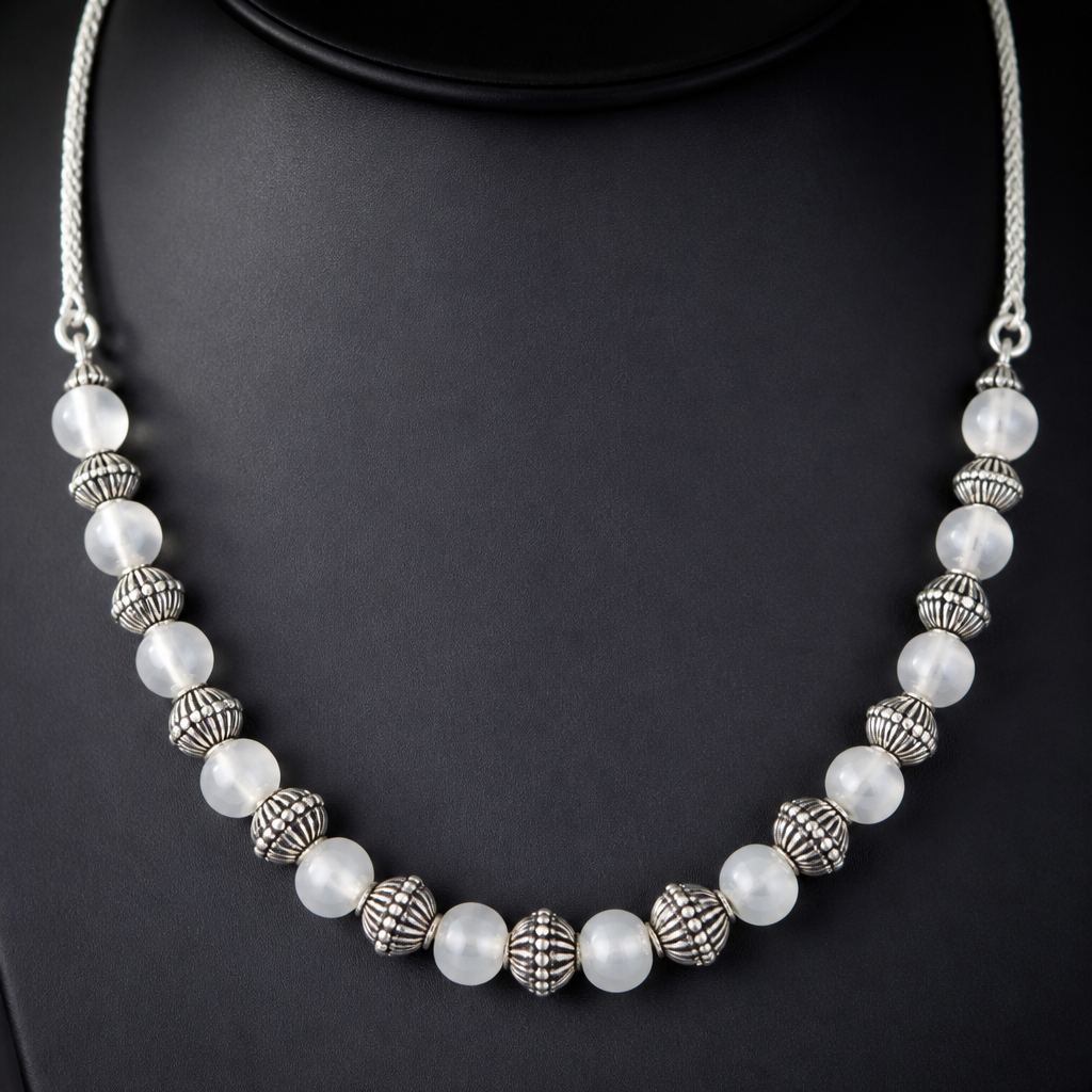 A women's necklace made of silver. white glass beads style like South Indian
photorealistic jewelry design, A women's necklace made of silver. white glass beads style like South Indian, modern style, just the design no text