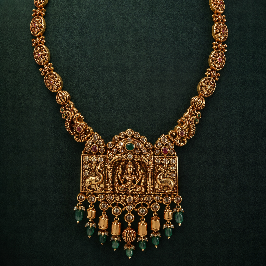 The
photorealistic jewelry design, The , heritage style, just the design no text