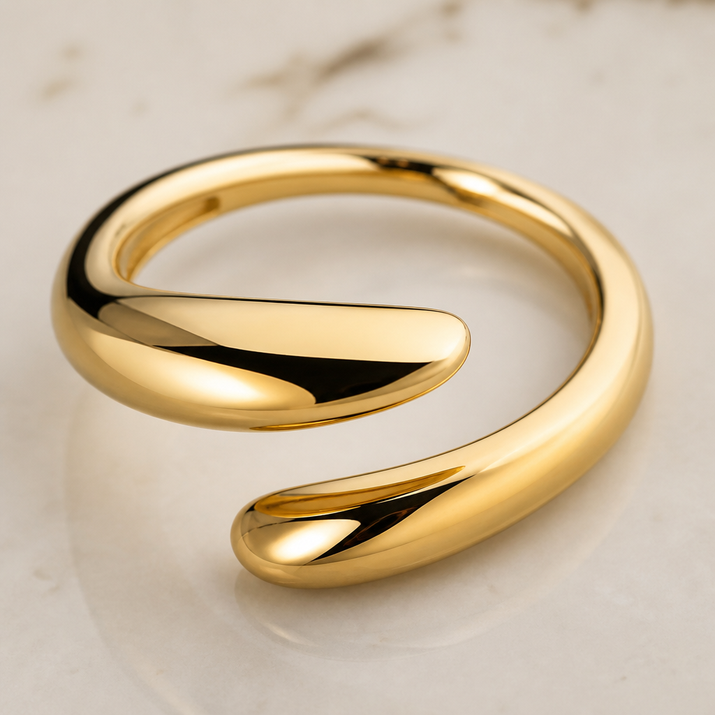 A modern women's ring made of gold
photorealistic jewelry design, A modern women's ring made of gold, modern style, just the design no text