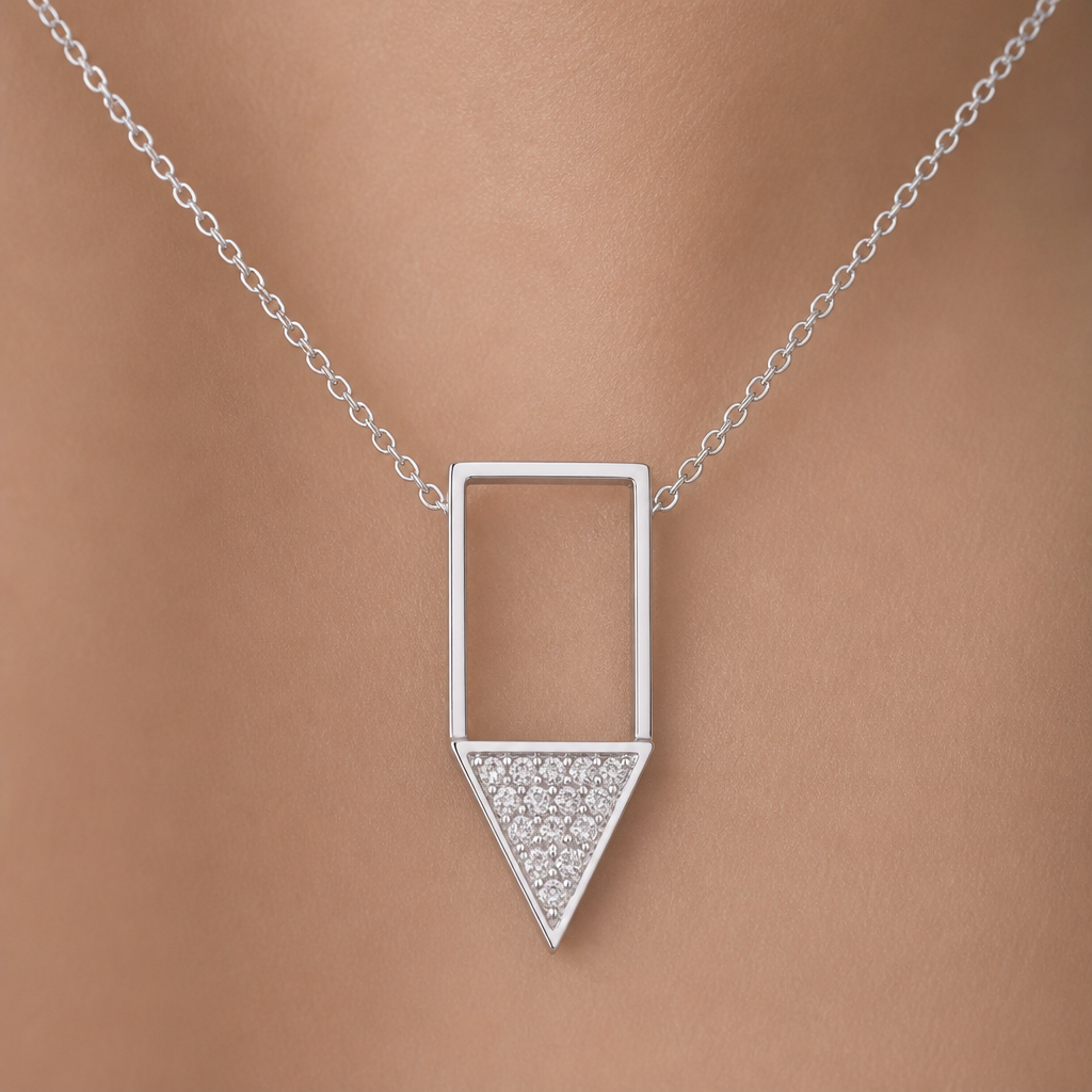 A women's necklace made of silver. Flèche moderne, rectangle avec triangle en line fine remplit de diamand, qui pointe vers le bas
photorealistic jewelry design, A women's necklace made of silver. Flèche moderne, rectangle avec triangle en line fine remplit de diamand, qui pointe vers le bas, modern style, just the design no text