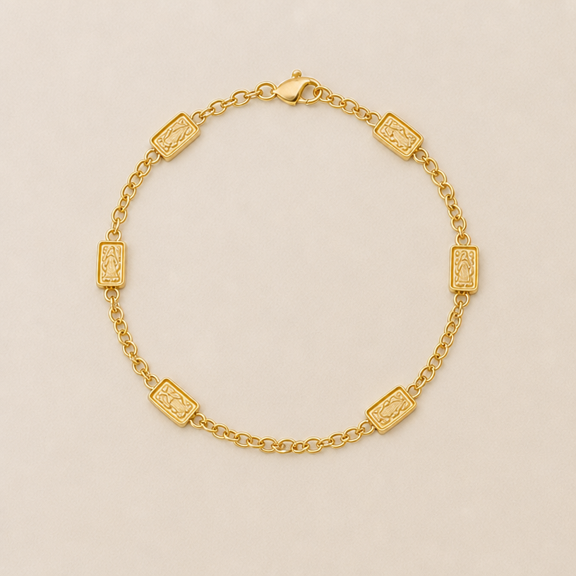 Less bars on it
edit the attached jewelry design with these instructions: Less bars on it. keep it photorealistic, just the design no text