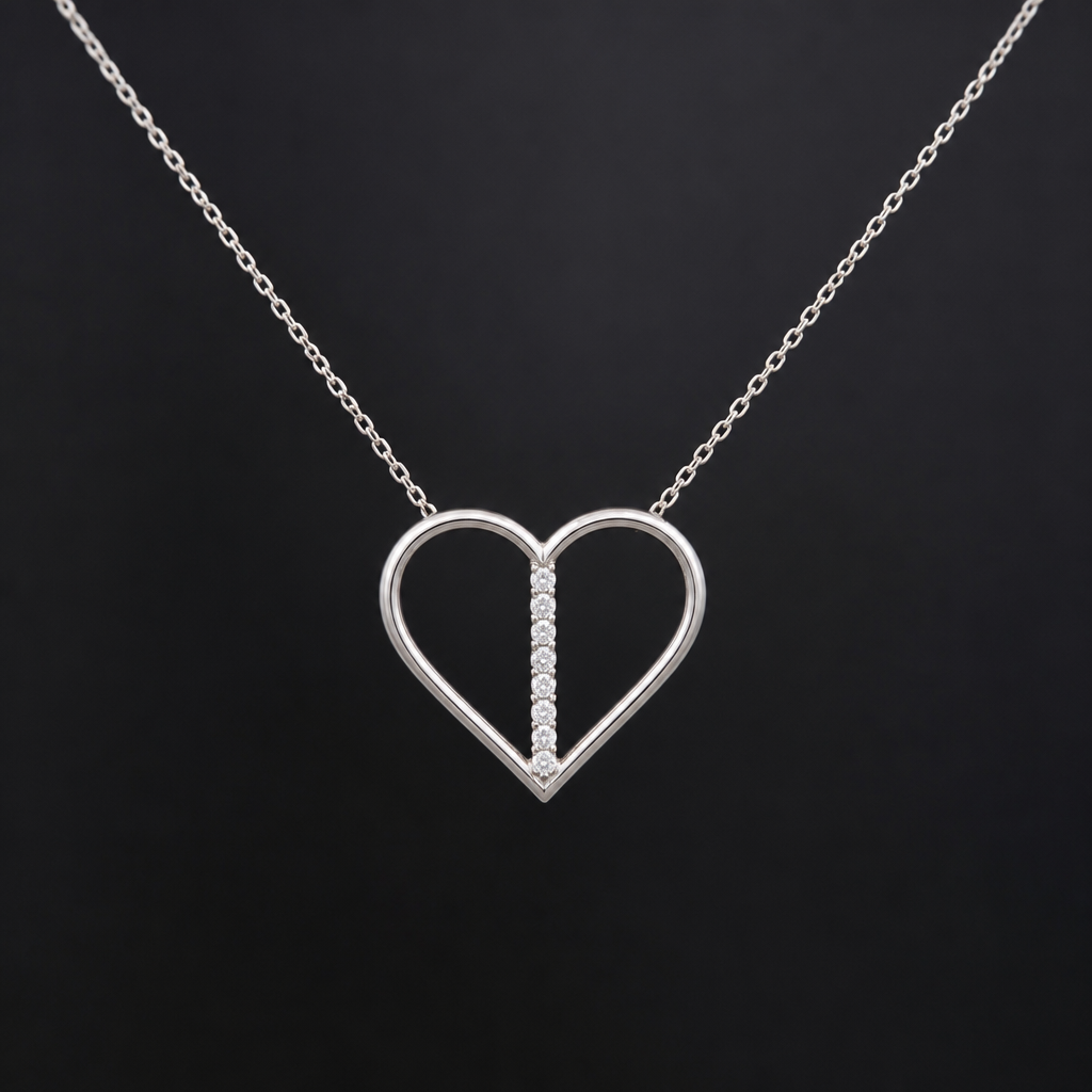 A women's necklace made of silver with diamond stones. metal fin et ligne droite de diamand au milieu du coeur,
photorealistic jewelry design, A women's necklace made of silver with diamond stones. metal fin et ligne droite de diamand au milieu du coeur,, modern style, just the design no text