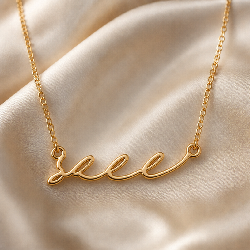 writing says Scarlett
edit the attached jewelry design with these instructions: writing says Scarlett. keep it photorealistic, just the design no text
