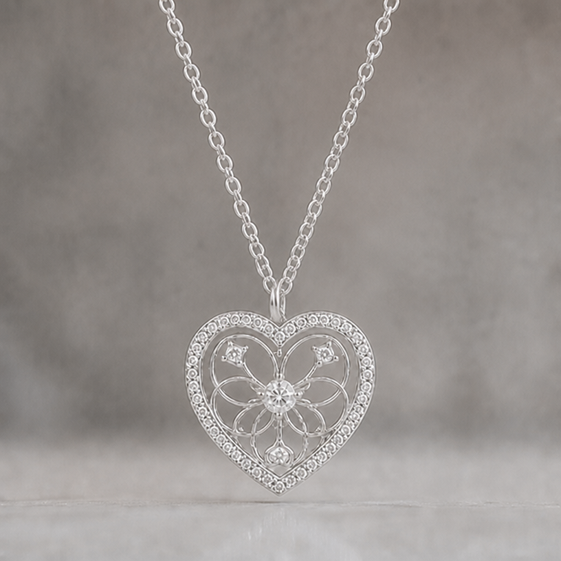 Attaché la chaine dans le milieu
edit the attached jewelry design with these instructions: Attaché la chaine dans le milieu. keep it photorealistic, just the design no text